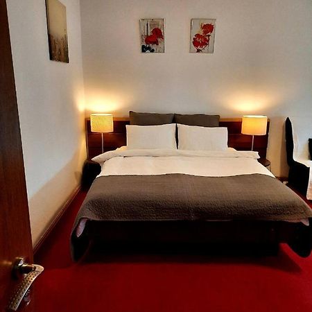 Eva Studio Apartment Букурещ Екстериор снимка
