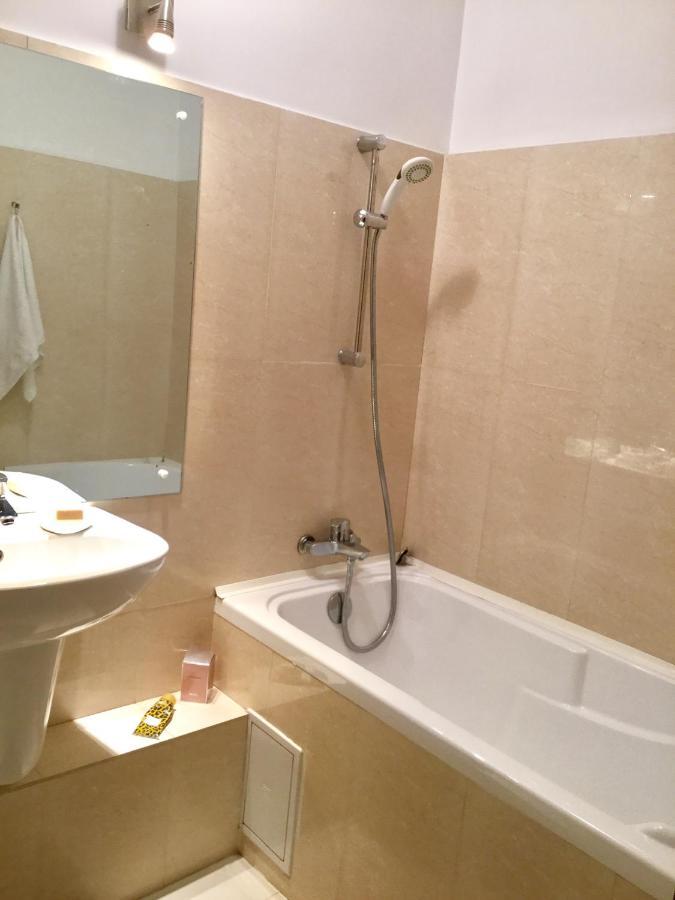 Eva Studio Apartment Букурещ Екстериор снимка