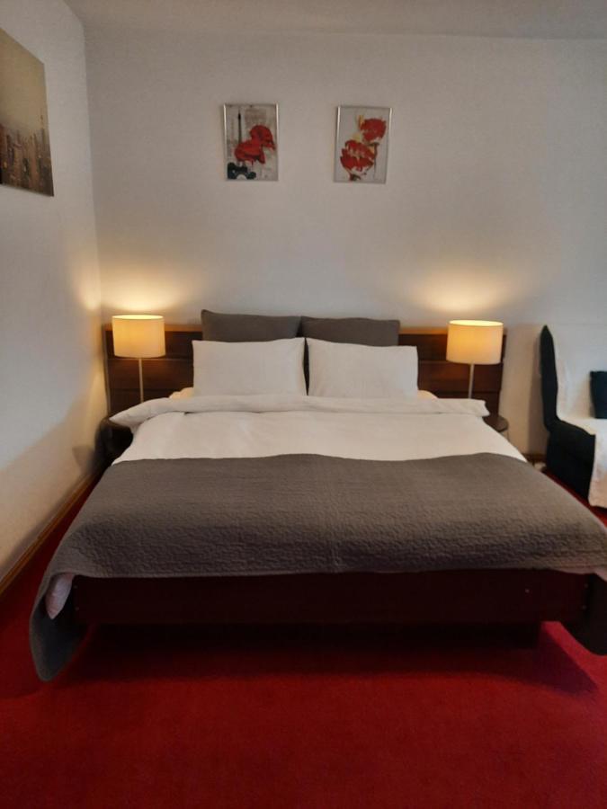 Eva Studio Apartment Букурещ Екстериор снимка