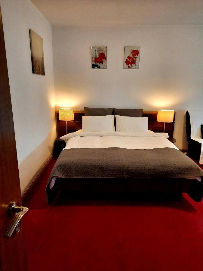 Eva Studio Apartment Букурещ Екстериор снимка